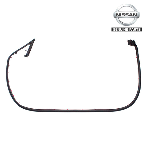 OEM GENUINE PARTS=Door Seal (RH) "R32"